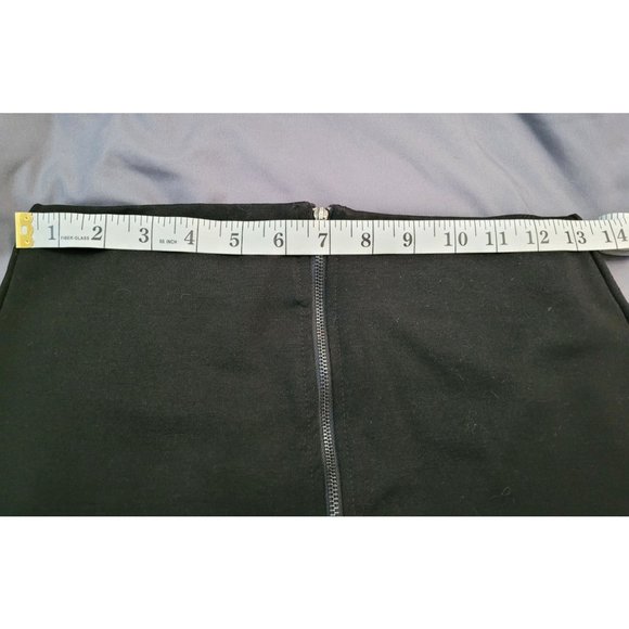 Women's Forever 21 Black Front Zip Mini Skirt, Size M - Picture 4 of 6